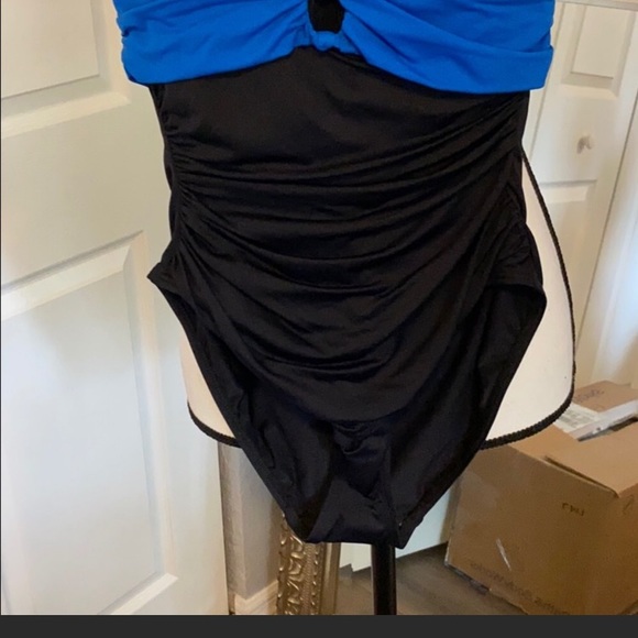 NEW RALPH LAUREN SWIMSUIT ❤️ size 6 - Picture 3 of 7
